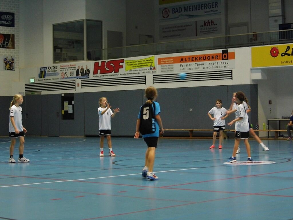 wE2  HSG Blomberg-Lippe 2  -  Handball Bad Salzuflen