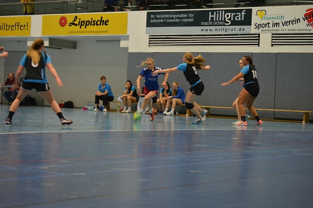 wB2  HSG Blomberg-Lippe 2   -  Handball Bad Salzuflen