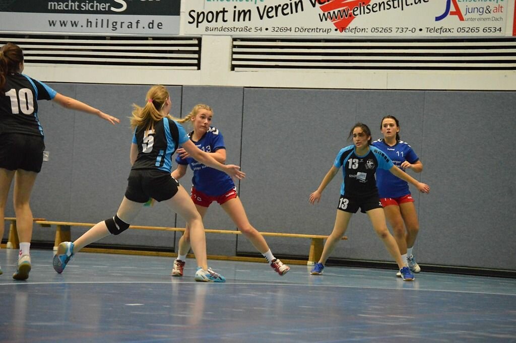 wB2  HSG Blomberg-Lippe 2   -  Handball Bad Salzuflen