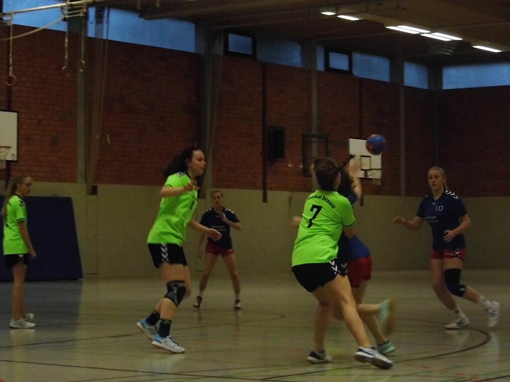 wB2  SG Handball Detmold  -  HSG Blomberg-Lippe 2