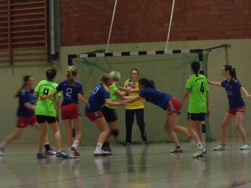 wB2  SG Handball Detmold  -  HSG Blomberg-Lippe 2