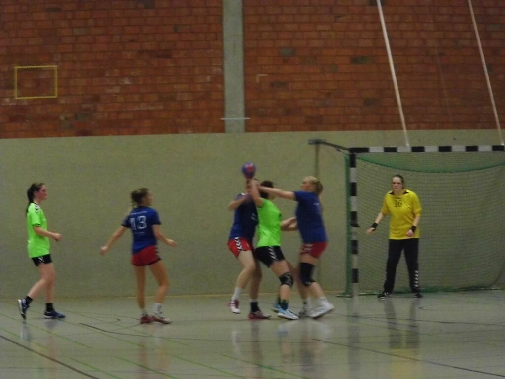 wB2  SG Handball Detmold  -  HSG Blomberg-Lippe 2