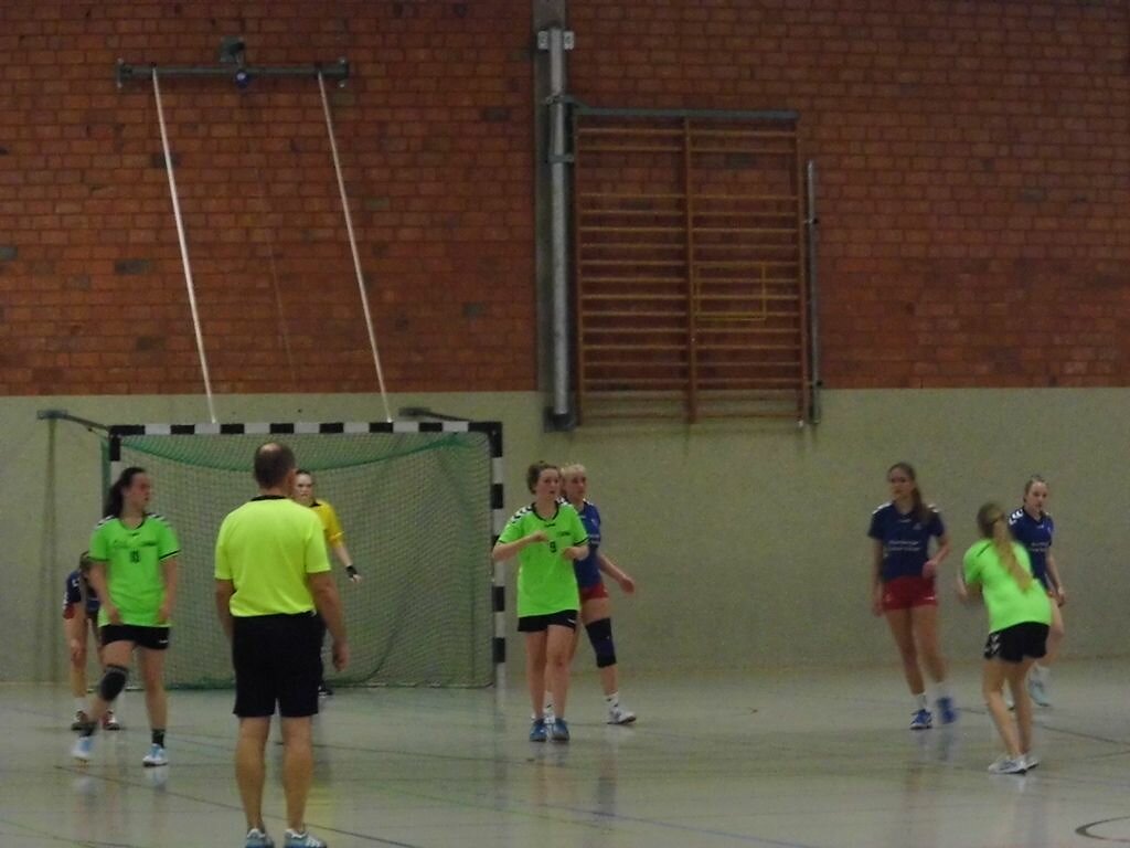 wB2  SG Handball Detmold  -  HSG Blomberg-Lippe 2