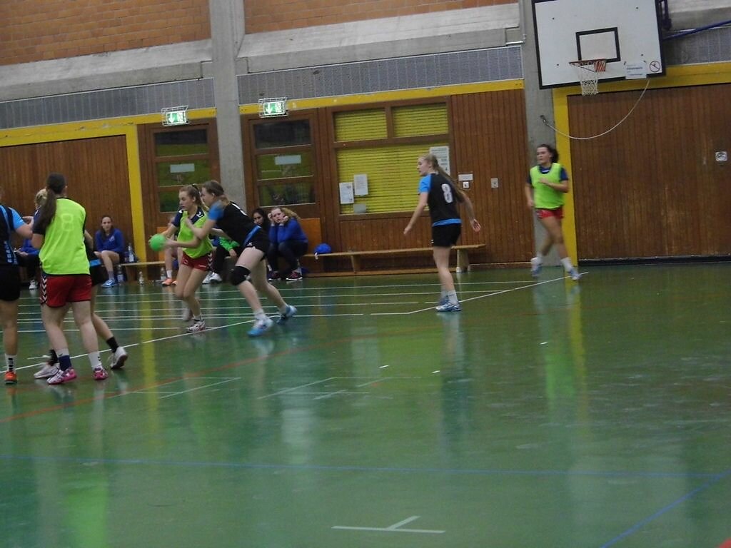 wB2  HSG Blomberg-Lippe 2  -  Handball Bad Salzuflen