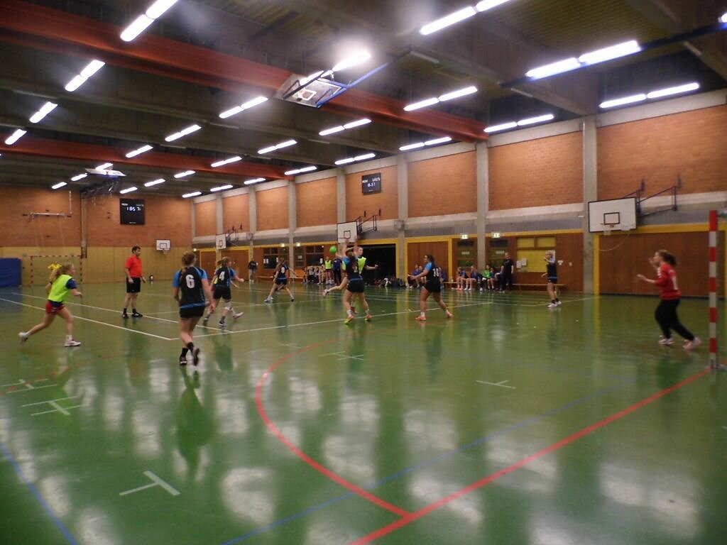 wB2  HSG Blomberg-Lippe 2  -  Handball Bad Salzuflen