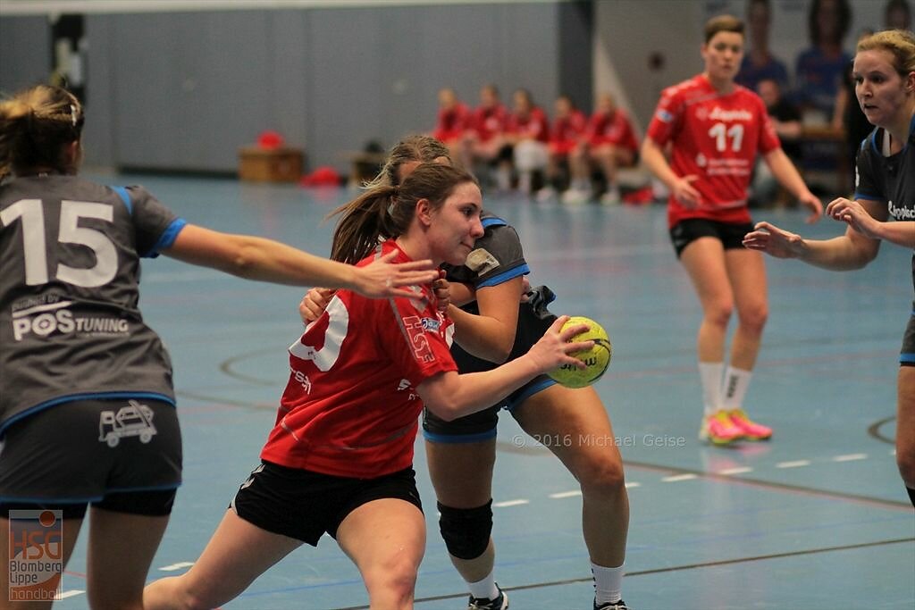 w2  HSG Blomberg-Lippe II  -  SG Handball Bad Salzuflen