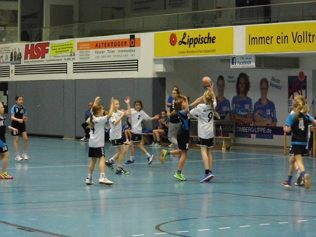 wE2  HSG Blomberg-Lippe 2  -  Handball Bad Salzuflen