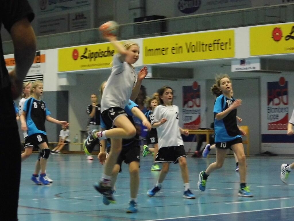 wE2  HSG Blomberg-Lippe 2  -  Handball Bad Salzuflen