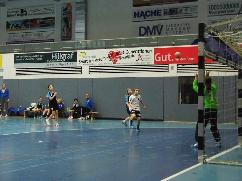 wE2  HSG Blomberg-Lippe 2  -  Handball Bad Salzuflen