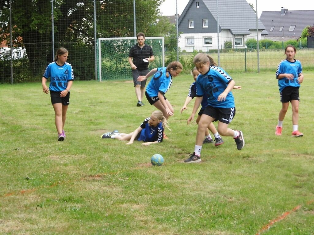 Weibliche D-Jugend - Rasenturnier TV Herrentrup