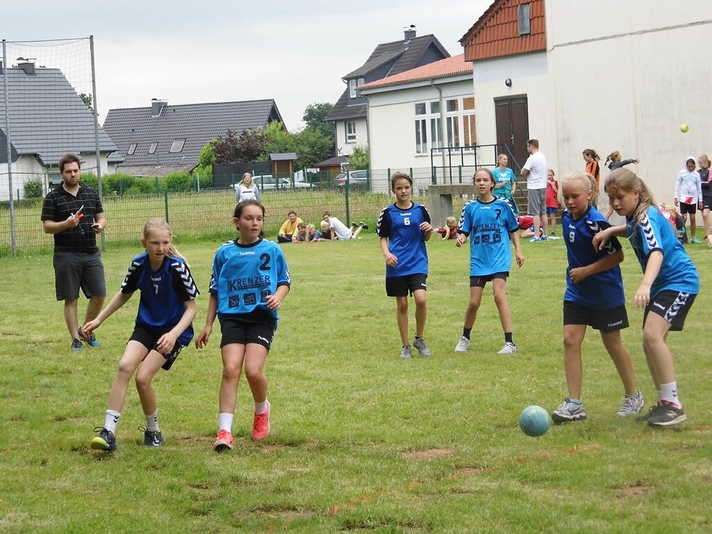 Weibliche D-Jugend - Rasenturnier TV Herrentrup