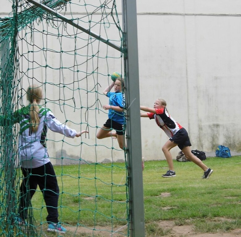 Weibliche D-Jugend - Rasenturnier TV Herrentrup