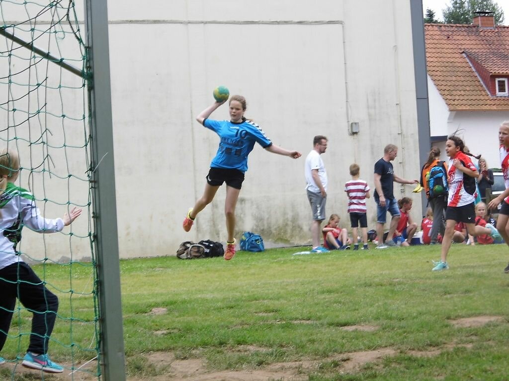 Weibliche D-Jugend - Rasenturnier TV Herrentrup