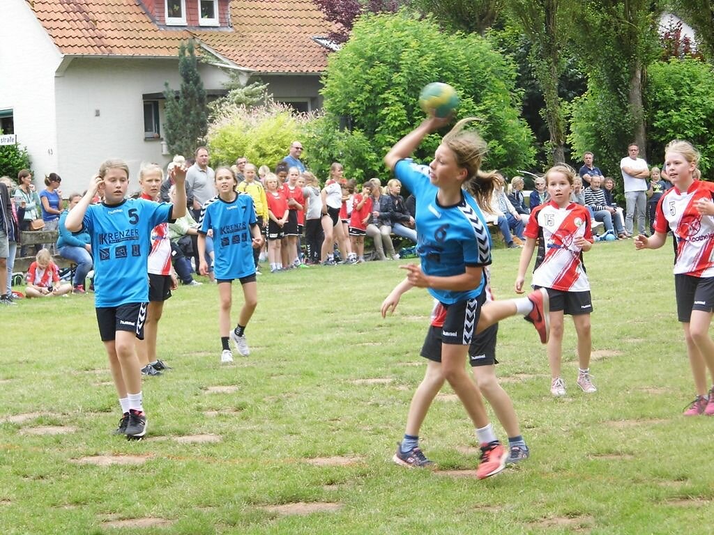 Weibliche D-Jugend - Rasenturnier TV Herrentrup