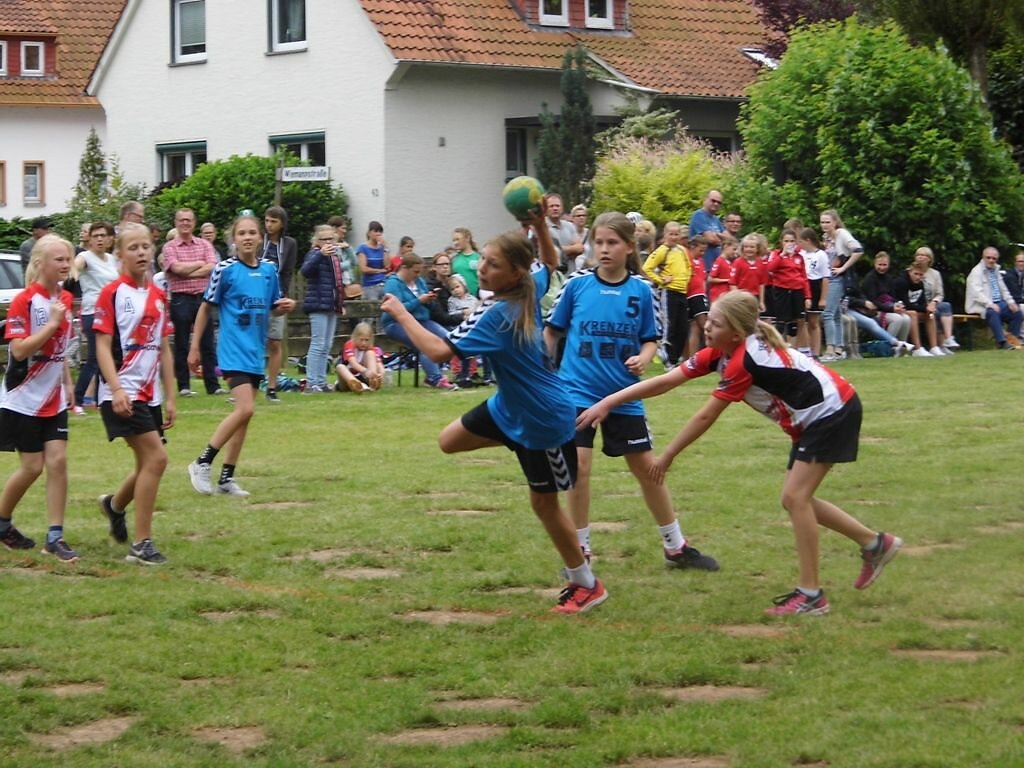 Weibliche D-Jugend - Rasenturnier TV Herrentrup