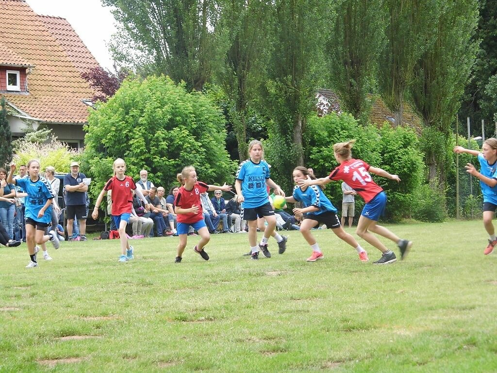 Weibliche D-Jugend - Rasenturnier TV Herrentrup