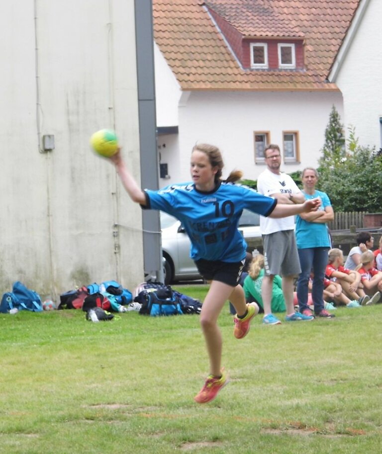 Weibliche D-Jugend - Rasenturnier TV Herrentrup