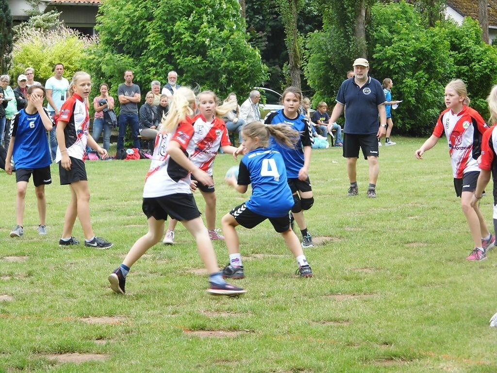 Weibliche D-Jugend - Rasenturnier TV Herrentrup