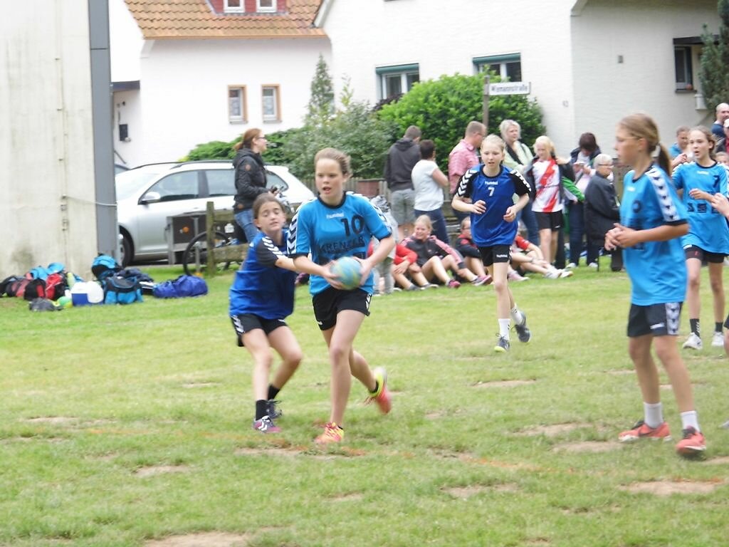 Weibliche D-Jugend - Rasenturnier TV Herrentrup