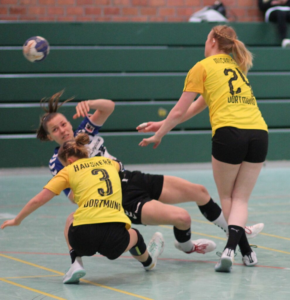 w2 Bv Borussia Dortmund - HSG Blomberg-Lippe